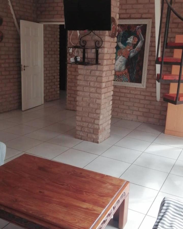 Villa Africa Guesthouse Tsumeb Exterior photo